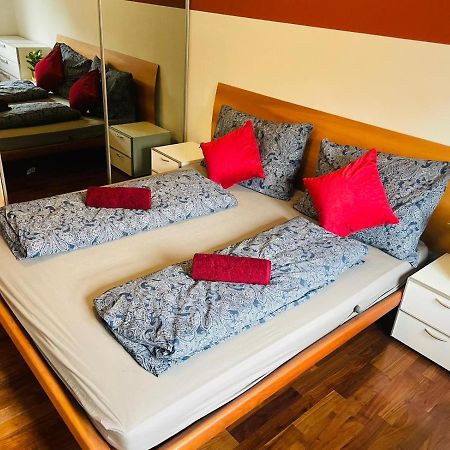 Super Deluxe Apartment - Near U6, U3 In City Center ウィーン エクステリア 写真