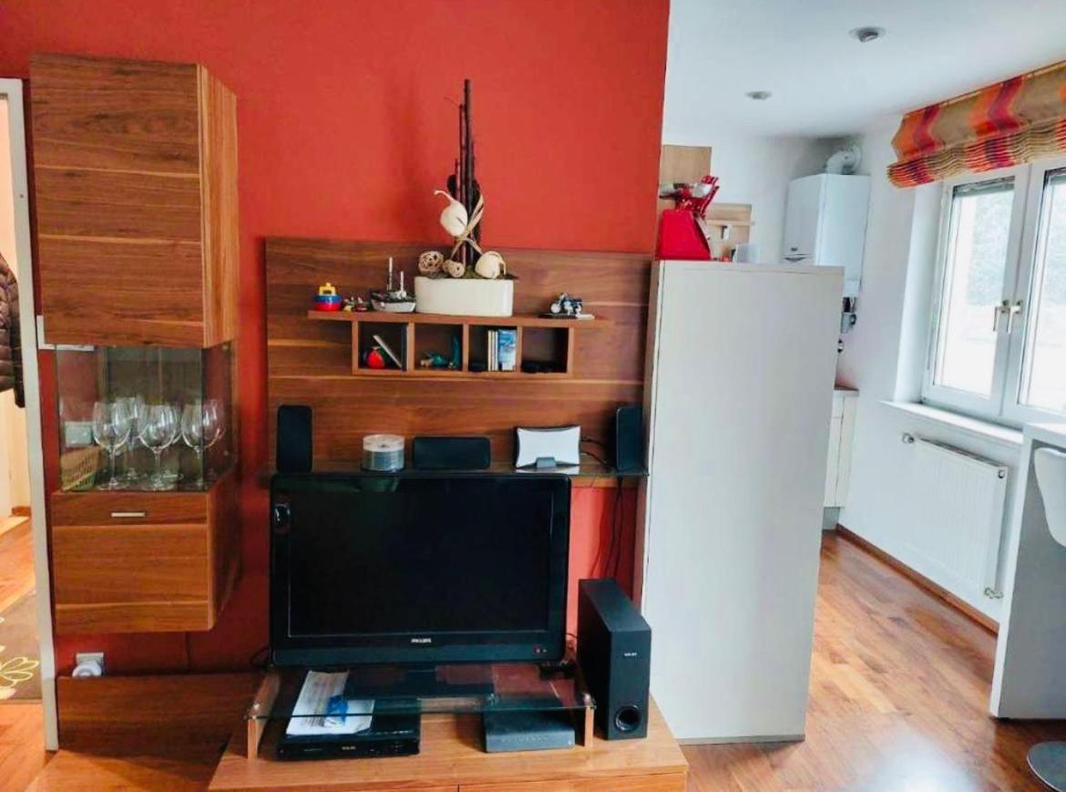 Super Deluxe Apartment - Near U6, U3 In City Center ウィーン エクステリア 写真